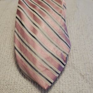 Neck tie